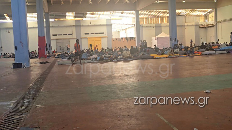 Χανιά – Μετανάστες «κρατούμενοι»: «Βοηθήστε μας, θέλουμε να φύγουμε από ‘δω»