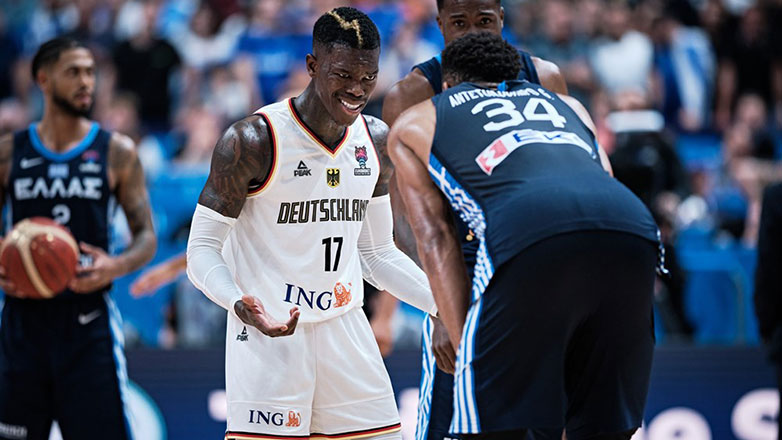 Σρέντερ: «Σέβομαι απόλυτα τον Γιάννη»