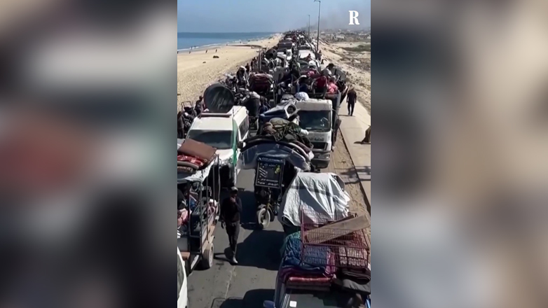 Παλαιστίνιοι εγκαταλείπουν τη βόρεια Γάζα προς τον νότο Παλαιστίνιοι εγκαταλείπουν τη βόρεια Γάζα προς τον νότο