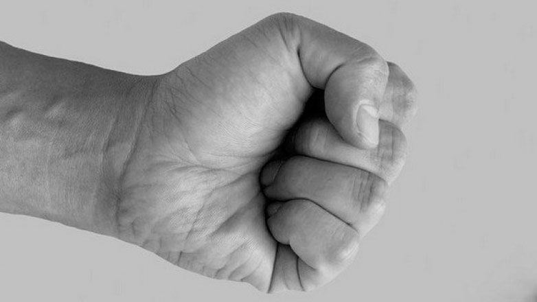 Ηράκλειο: Δεκαπεντάχρονος επιτέθηκε σε συμμαθήτριά του