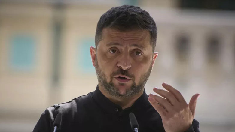 Ζελέσνκι: «Οι αντιαεροπορικοί πύραυλοι συμπεριλήφθηκαν στην πρώτη αποστολή αμερικανικών όπλων στην Ουκρανία»