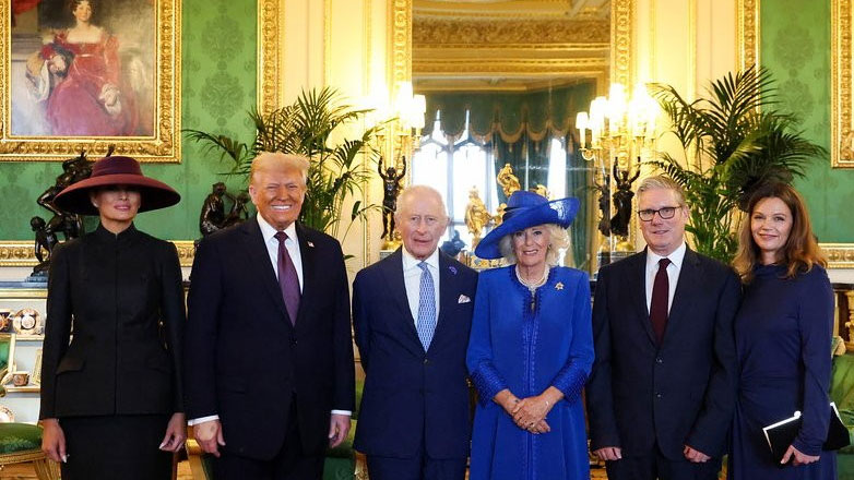 Τραμπ: Μετά τη βασιλική υποδοχή, το τετ-α-τετ με τον Κιρ Στάρμερ