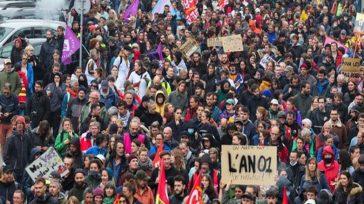 Παρίσι: Χιλιάδες Γάλλοι σε διαμαρτυρία για τα σκληρά δημοσιονομικά μέτρα