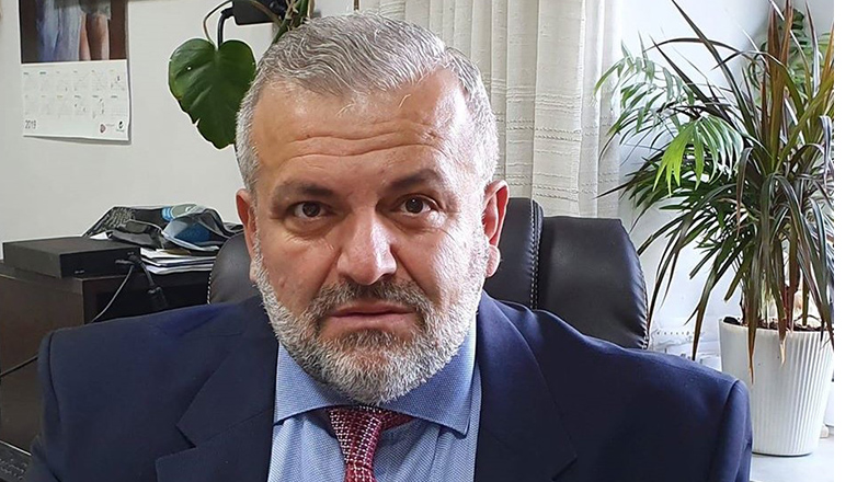 Γιατρός αναγκάστηκε να ζητιανέψει για να επιστρέψει σπίτι του – Τον έκλεψαν στο μετρό