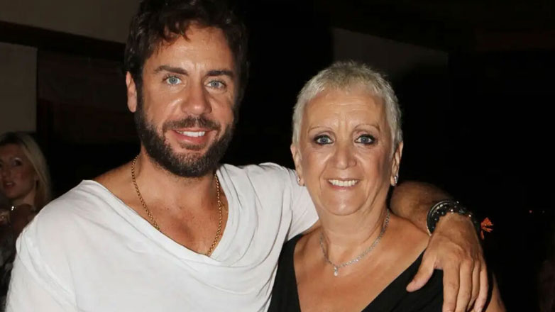 Μητέρα Γιώργου Μαζωνάκη: «Τι κάνει ο γιος μου, πώς είναι;» – Τα πρώτα λόγια μετά το χειρουργείο