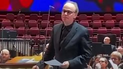 Ηχηρή παρέμβαση του Ισραηλινού μαέστρου Ilan Volkov για τις φρικαλεότητες στην Παλαιστίνη