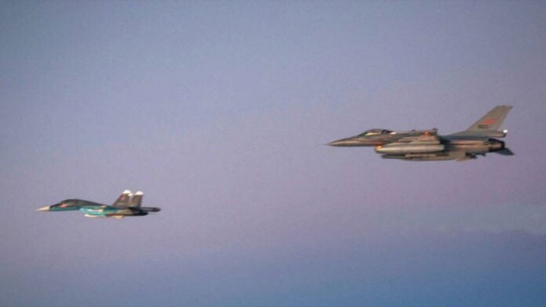 Πολωνία: Ρωσικά αεροσκάφη πραγματοποίησαν χαμηλή διέλευση πάνω από πλατφόρμα στη Βαλτική