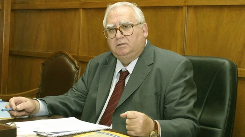 Πέθανε ο πρώην υπουργός του ΠΑΣΟΚ Αλέκος Ακριβάκης
