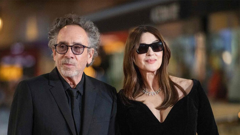 Monica Bellucci – Tim Burton: Ανακοίνωσαν τον χωρισμό τους ύστερα από τρία χρόνια σχέσης Monica Bellucci – Tim Burton: Ανακοίνωσαν τον χωρισμό τους ύστερα από τρία χρόνια σχέσης