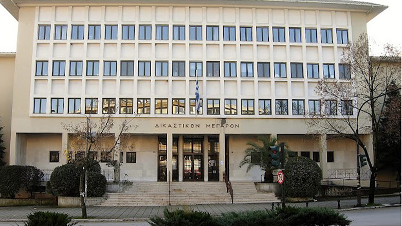 Ιωάννινα : Περιοριστικοί όροι στον 16χρονο που γρονθοκόπησε 15χρονο