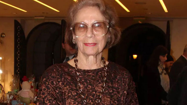 Μέλπω Ζαρόκωστα: Ο γιος της μιλά για την κατάσταση της υγείας της – «Το μόνο που θέλουμε είναι να μη πονά»