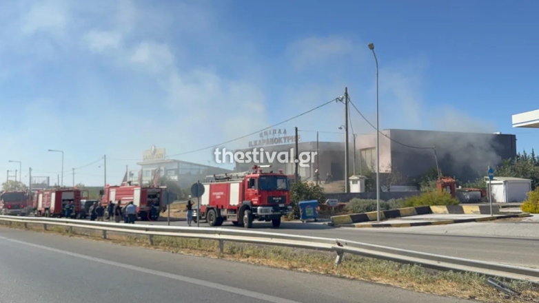 Θεσσαλονίκη: Υπό έλεγχο η φωτιά που ξέσπασε στο Σχολάρι