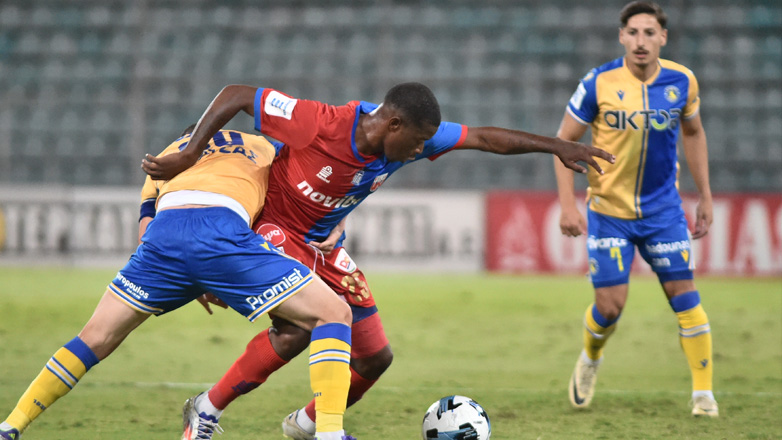 Ανεβαίνει ο Βόλος, 2-1 τον Αστέρα Τρίπολης!