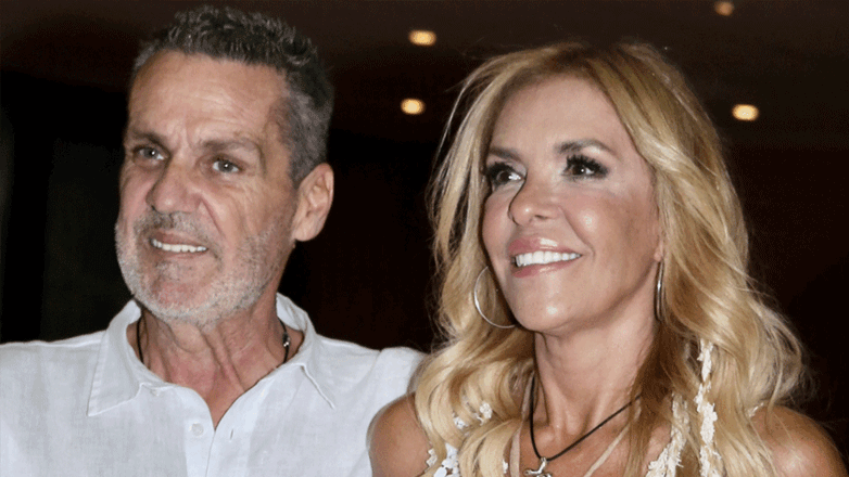 Μαίρη Μηλιαρέση: Παντρεύτηκε τον σύντροφό της με πολιτικό γάμο – Φωτογραφίες και βίντεο