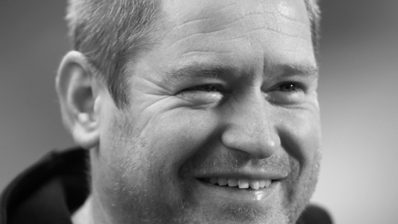 Ματ Μπίαρντ: Πέθανε σε ηλικία 47 ετών ο πρώην προπονητής των γυναικείων ομάδων της Λίβερπουλ και της Τσέλσι