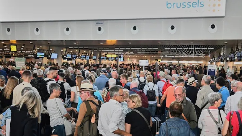 «Αγώνας δρόμου» στα Ευρωπαϊκά αεροδρόμια, μετά την κυβερνοεπίθεση