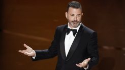 Η εκπομπή του Τζίμι Κίμελ επιστρέφει στη μικρή οθόνη, ανακοίνωσε η Disney