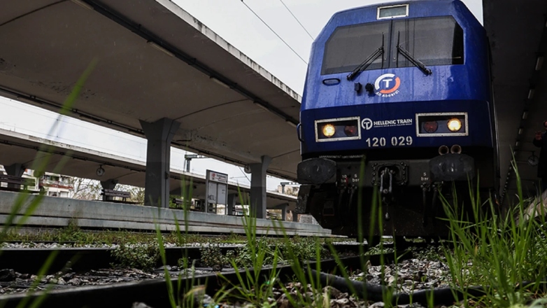 Τρένο παρέσυρε αυτοκίνητο σε αφύλακτη διάβαση στο Σουφλί