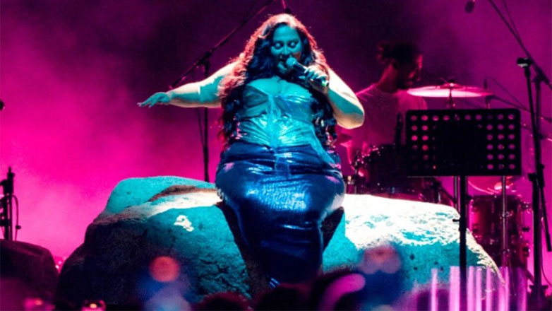 Χρυσηίδα Γκαγκούτη: Η γοργόνα του TikTok που μαγνητίζει με τη φωνή της