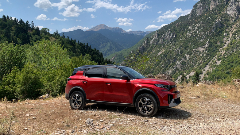 Citroen: Δοκιμάζουμε το νέο C3 Aircross με την υβριδική τεχνολογία, τους 145 ίππους και τη δελεαστική τιμή