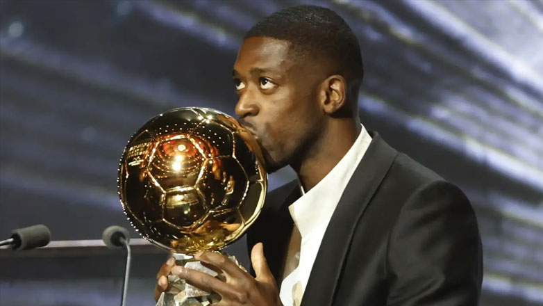 France Football: «Ο Ντεμπελέ κέρδισε με συντριπτική διαφορά»