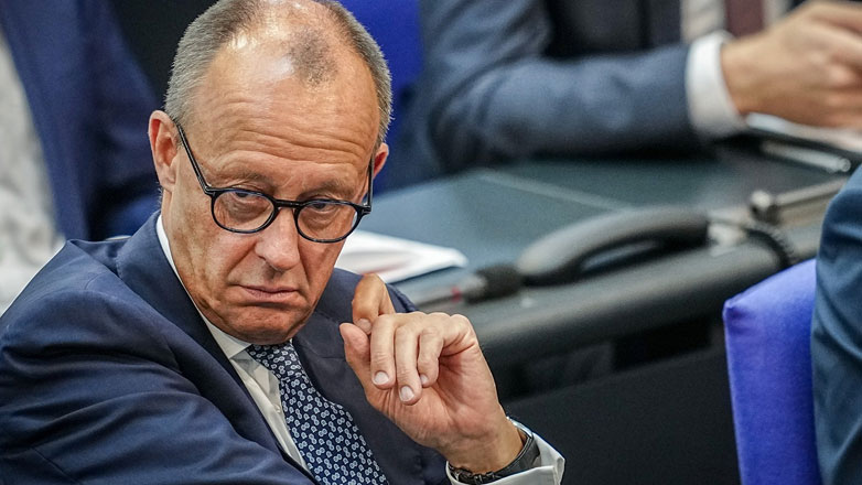 Μερτς: «Αντιμετωπίζουμε μία από τις δυσκολότερες φάσεις της σύγχρονης ιστορίας μας»