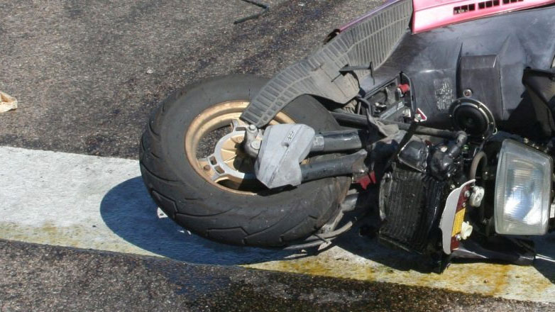 Άλιμος: Καταδίωξη και τραυματισμός οδηγού μοτοσικλέτας