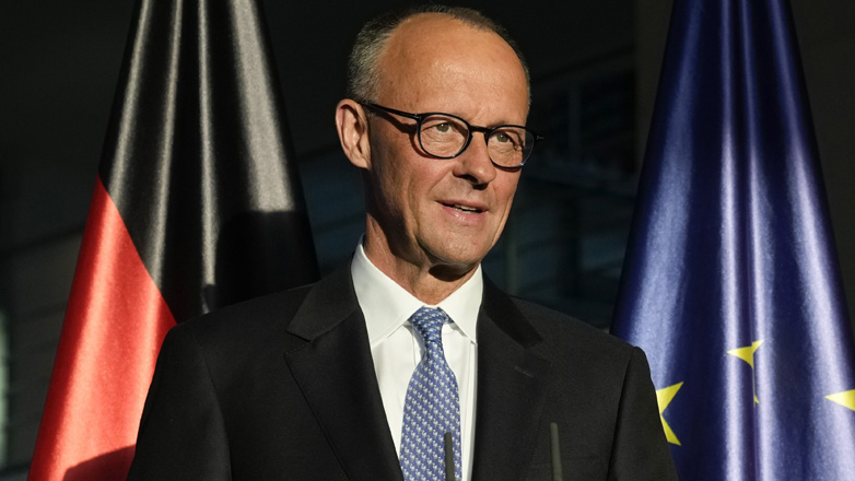 Μερτς σε ΕΕ: «Δώστε δάνειο στην Ουκρανία από παγωμένα ρωσικά περιουσιακά στοιχεία»