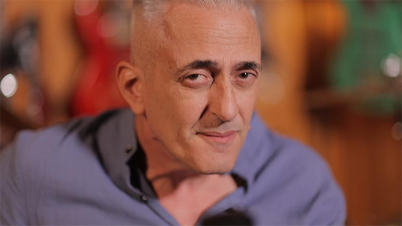 «Αρχή και Τέλος»: Ένα νέο τραγούδι από τον Δημήτρη Λιόλιο