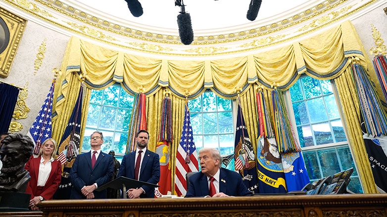 Τραμπ: «Δεν θα επιτρέψω στο Ισραήλ να προσαρτήσει τη Δυτική Όχθη»