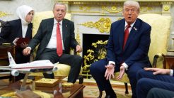 Τραμπ: «Μπορούμε να κάνουμε συμφωνία για τα F-35, όμως ο Ερντογάν πρέπει πρώτα να κάνει κάτι για μας»