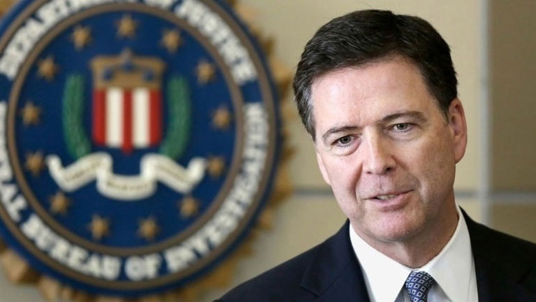 Ο πρώην διευθυντής του FBI Τζέιμς Κόμεϊ κατηγορείται για παρεμπόδιση της δικαιοσύνης και ψευδείς δηλώσεις