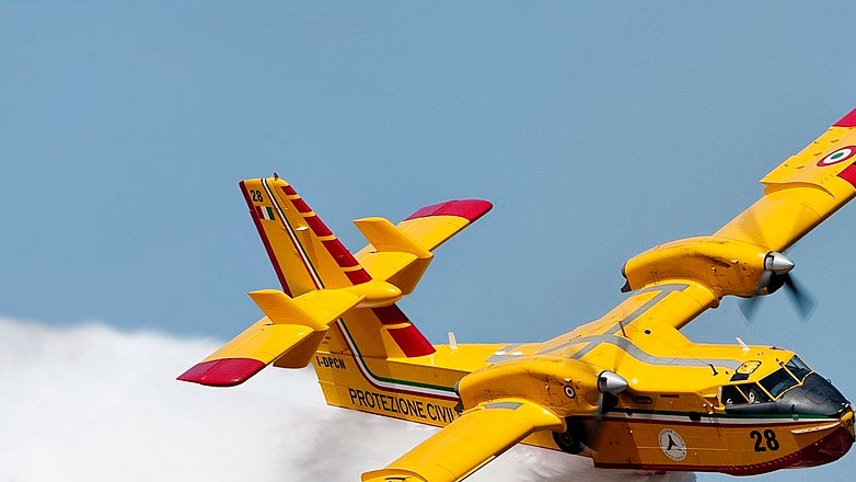 Θεσσαλονίκη: Φωτιά στην δασική περιοχή Εξαμίλι