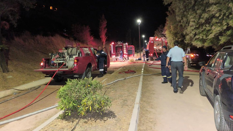 Λέσβος: Περιορίστηκε η φωτιά στην περιοχή του κάστρου