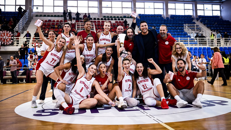 Μπάσκετ γυναικών: «Ερυθρόλευκο» το πρώτο Super Cup, 74-30 τον ΠΑΣ Γιάννινα