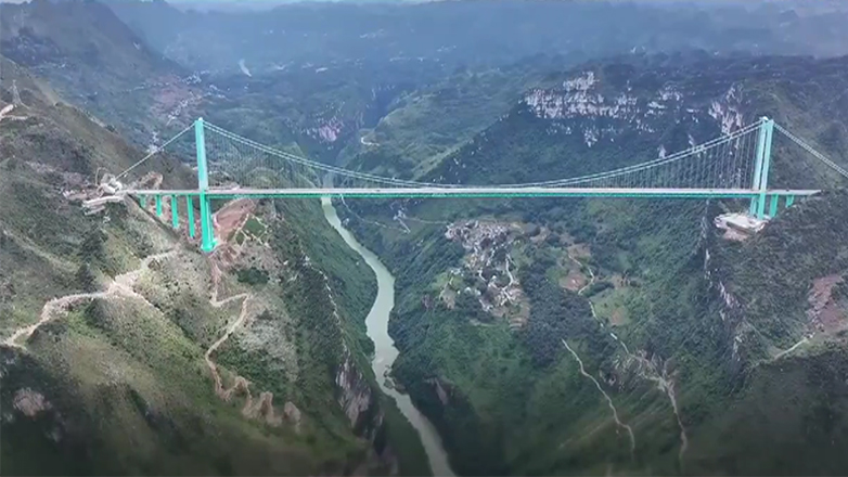 Στην Κίνα η ψηλότερη γέφυρα στον κόσμο – Βίντεο