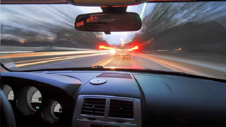 Κηφισιά: Έτρεχε με 208 χιλιόμετρα την ώρα