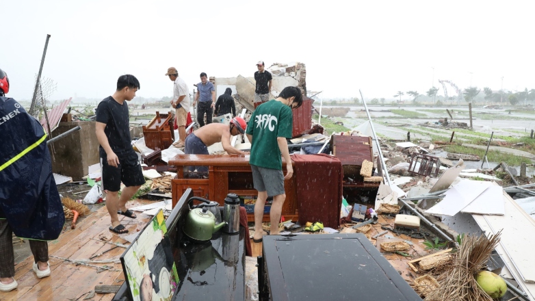 Στους 11 οι νεκροί από τον τυφώνα Μπουαλόι στο Βιετνάμ