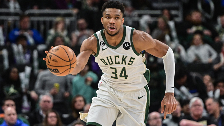 Θετικός στον κορωνοϊό ο Γιάννης Αντετοκούνμπο