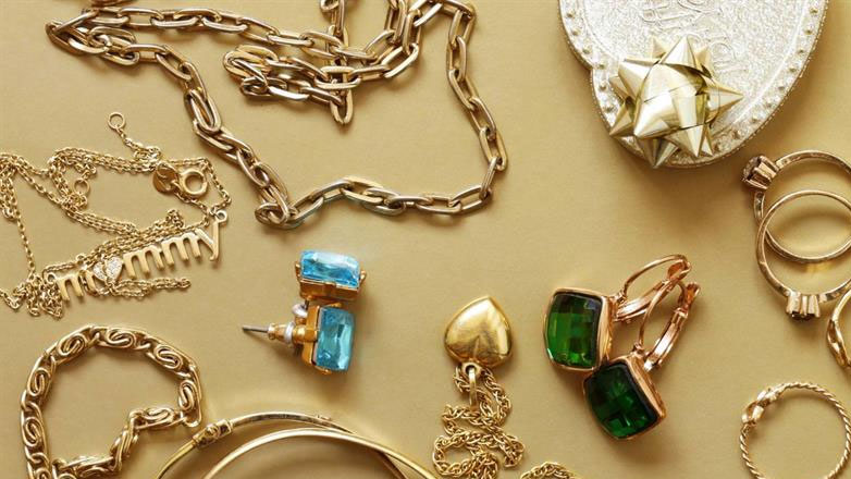 Ληστεία-σοκ στη Ρόδο: Άγριος ξυλοδαρμός χρυσοχόου από κουκουλοφόρους