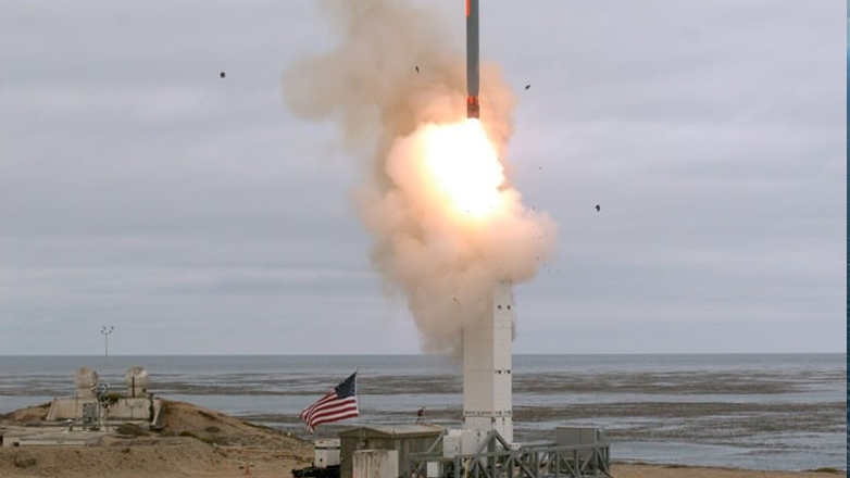 Λαβρόφ: Οι ΗΠΑ δεν έχουν αποφασίσει αν θα προμηθεύσουν με Tomahawk την Ουκρανία