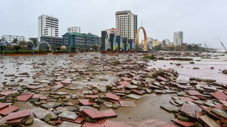 Βιετνάμ: 19 οι νεκροί από το πέρασμα του τυφώνα Μπουαλόι
