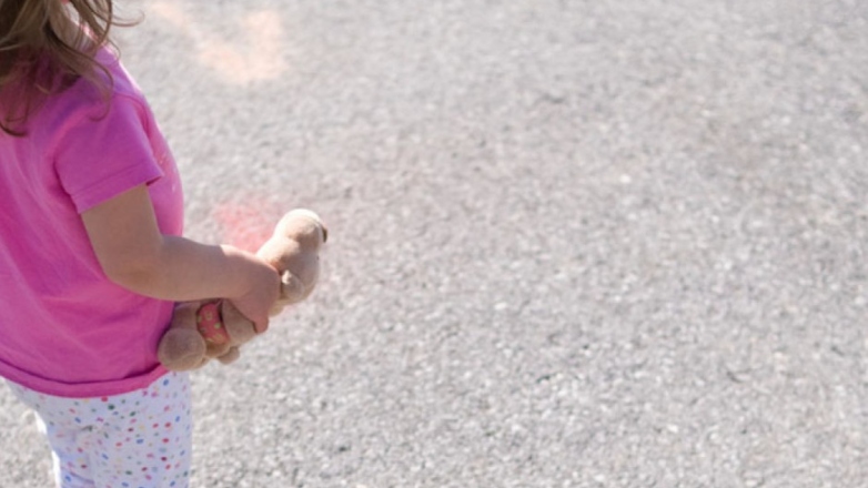 Τετράχρονο κορίτσι έφυγε από νηπιαγωγείο και έκανε βόλτες στο κέντρο της Αθήνας