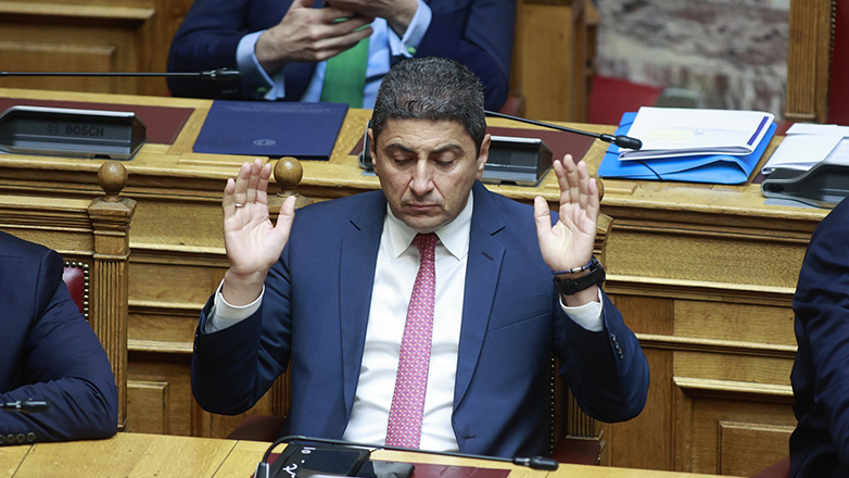 «Γκρίζες ζώνες» στο Πόθεν Έσχες του Αυγενάκη