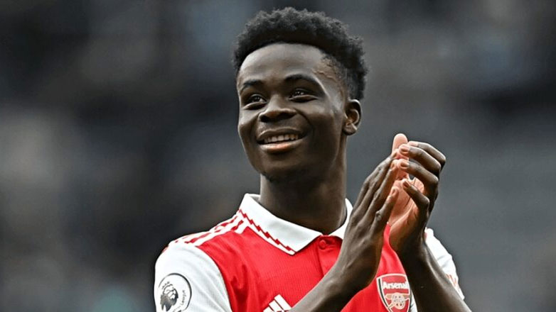 Άρσεναλ: Υπογράφει το συμβόλαιο ζωής ο Σάκα
