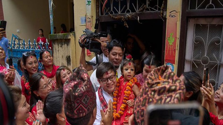 Νεπάλ: Ένα δίχρονο κοριτσάκι αναγνωρίστηκε ως ζωντανή θεότητα