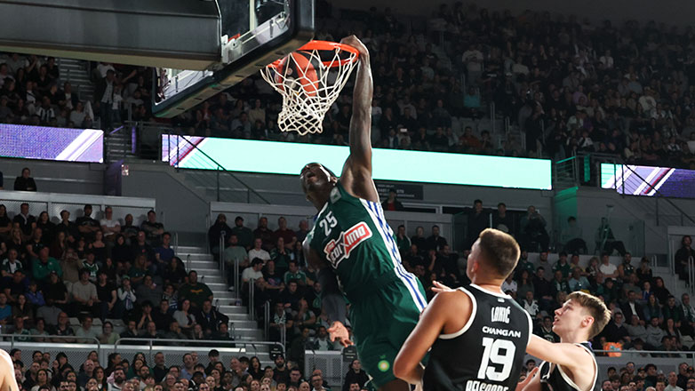 EuroLeague: Ο Κέντρικ Ναν πήρε το πρώτο MVP της σεζόν