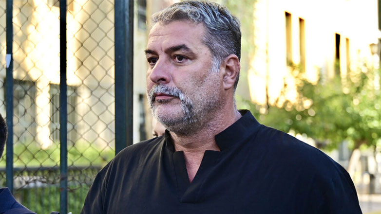 Βασίλης Μπισμπίκης: «Δεν είχα λευκή σελίδα και χρησιμοποίησα ένα διαφημιστικό φυλλάδιο» – Η κατάθεσή του στην τροχαία Κηφισιάς