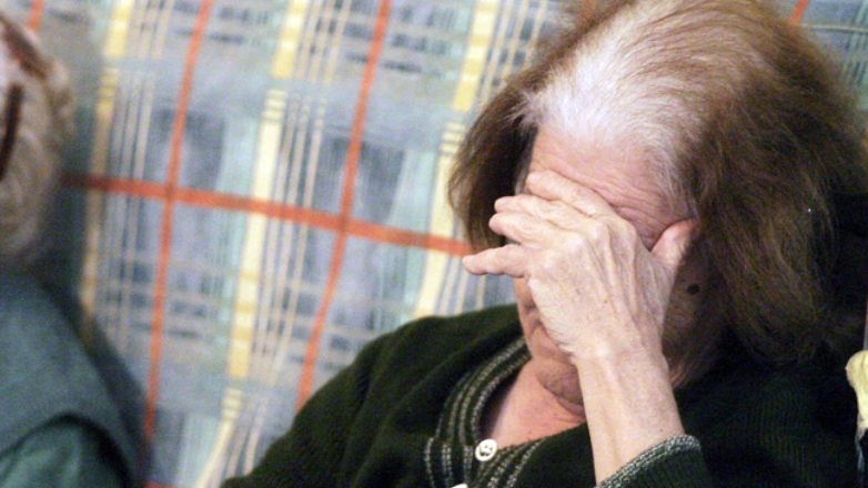 Με πρόσχημα την «διαρροή ρεύματος» τους πήραν τα χρυσαφικά