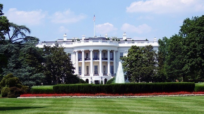 Ο Λευκός Οίκος θέτει συγκεκριμένα κριτήρια εισαγωγής ξένων φοιτητών σε κολέγια που θέλουν ομοσπονδιακή στήριξη